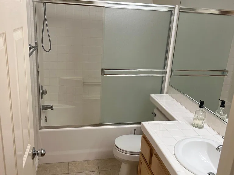 28525 Salerno Dr — Photo 8