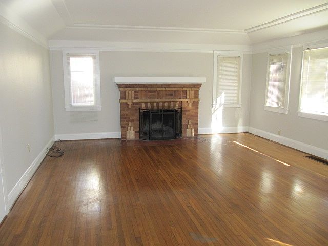 1st image of 1306 Yale Ave