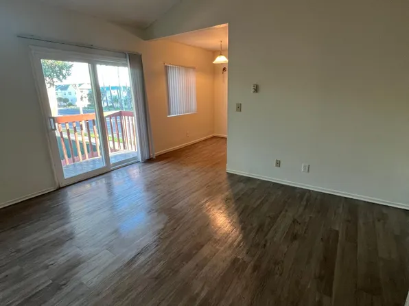 531 W Channel Islands Blvd APT 4, Oxnard, CA 93033