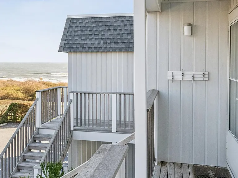 707 Old Montauk Hwy #6C — Photo 11
