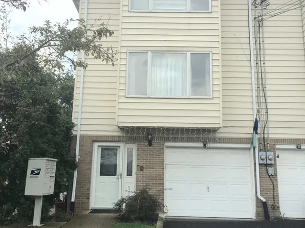 51 Aycrigg Ave #51, Passaic, NJ 07055