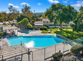 242 Village Run, Encinitas, CA 92024