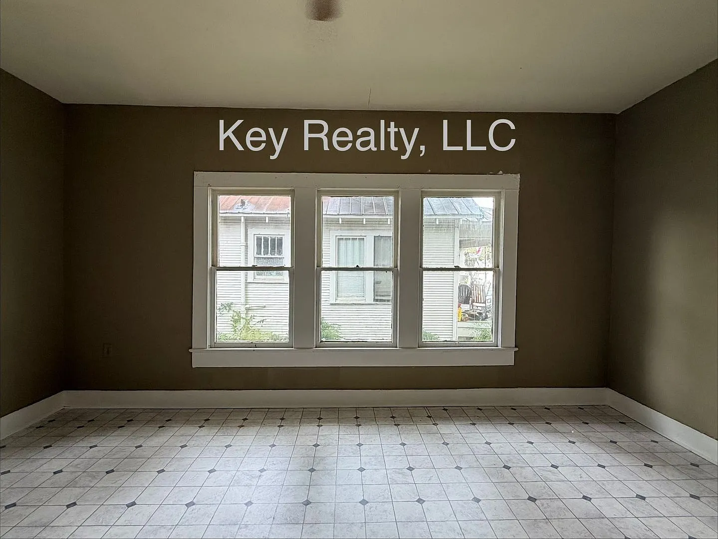 200 Reagan - Pineville, off Main St. — Photo 3