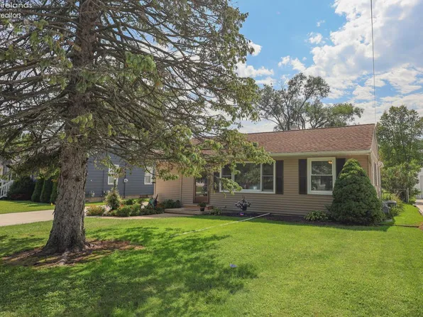2026 Rhode St, Sandusky, OH 44870