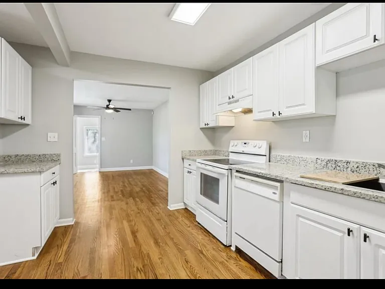 3417 Glen Rd — Photo 8