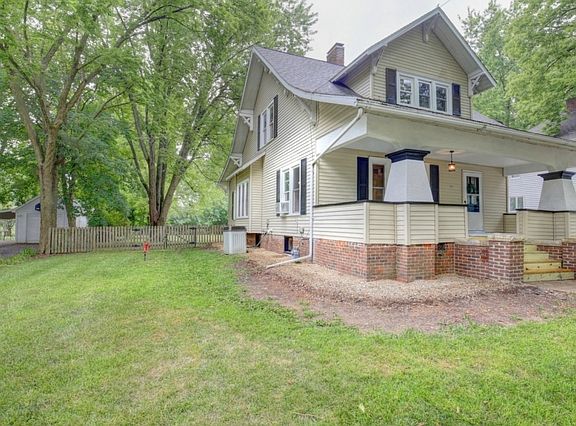 2nd image of 625 E Washington St