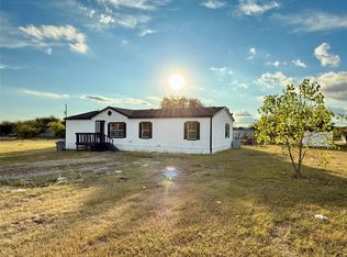 332 Water View Ln, Weatherford, TX 76085