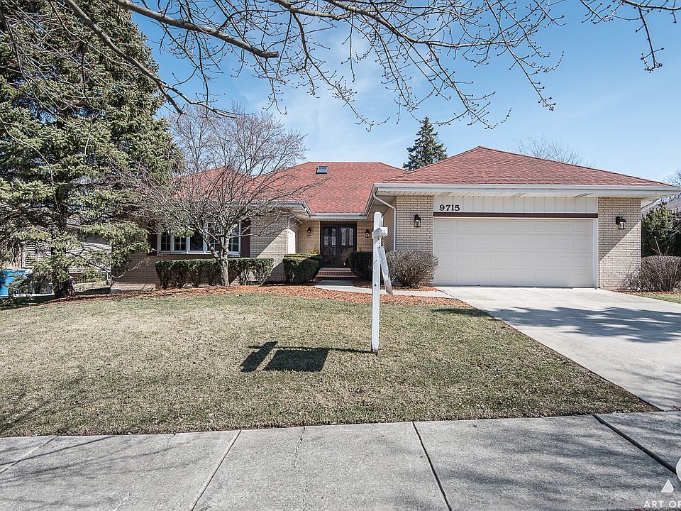 1st image of 9715 S Hickory Crest Ct