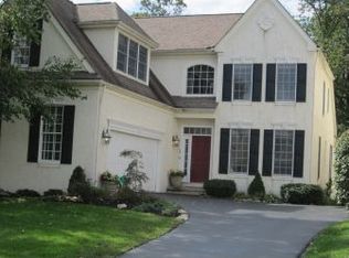 16 S Hampshire Ct, Wilmington, DE 19807