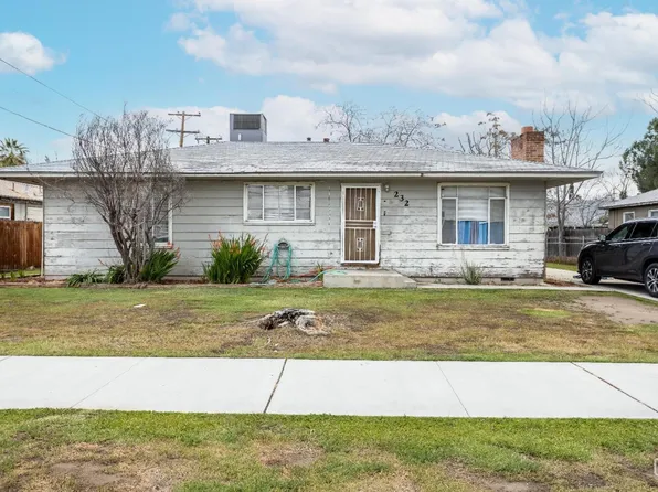 232 Holtby Rd, Bakersfield, CA 93304
