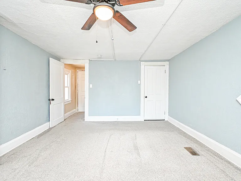 4264 Williamson Pl #2 — Photo 24
