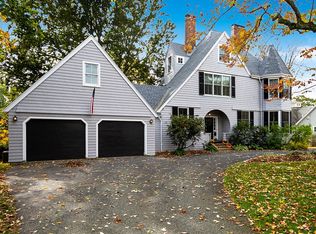 1623 Main St, Concord, MA 01742