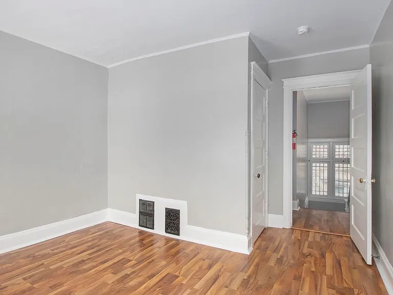 1424 Portage St #2 — Photo 5