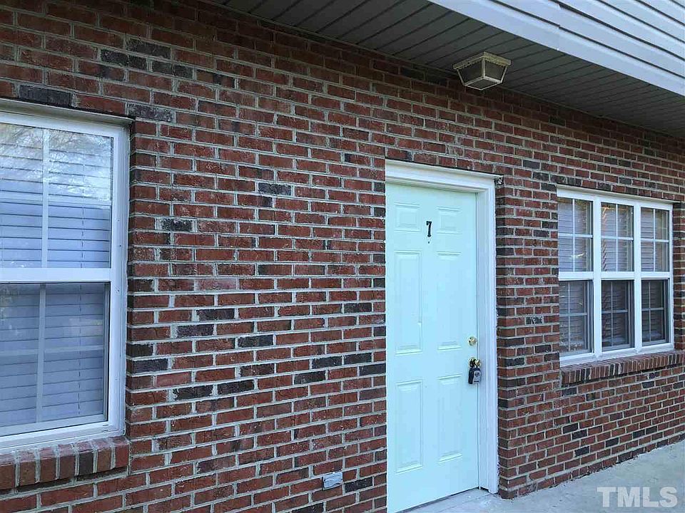 1st image of 1727 Morehead Ave APT 107
