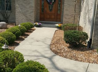 5512 Fairview Ave, Downers Grove, IL 60516