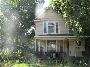 680 Lawson Ave E, Saint Paul, MN 55106