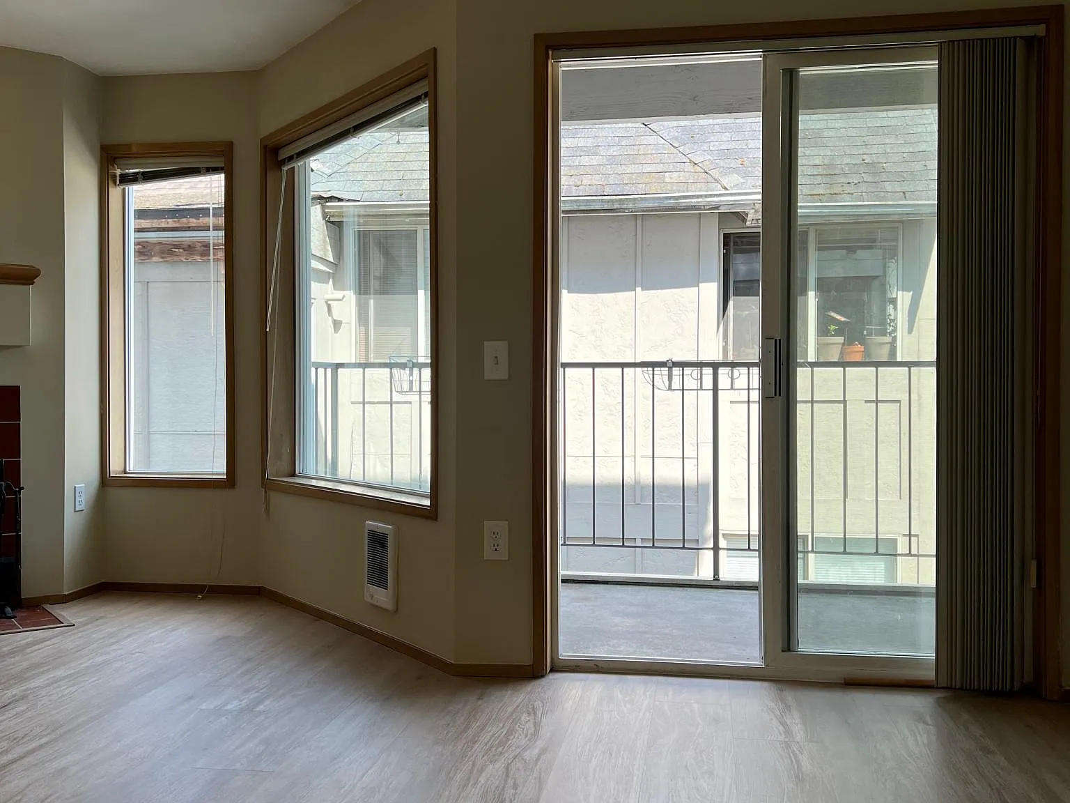 2 bed, 788 sqft, $2,350 — Photo 3