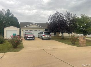 3 Iron Hill Court St, Clair, MO 63077