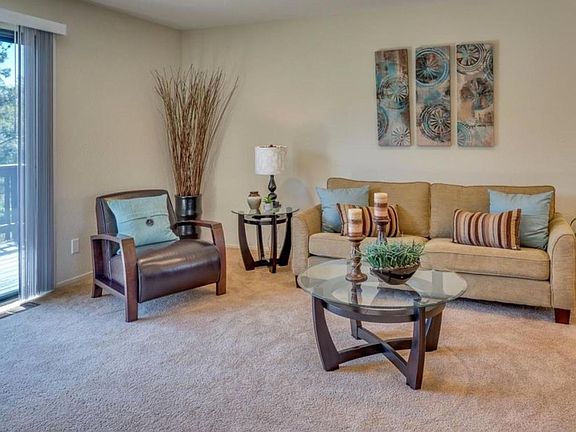 5th image of 129 Vineyard Ct
