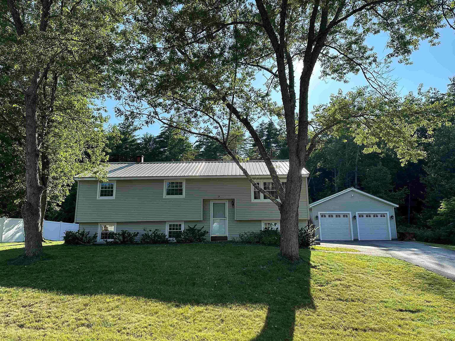 24 Janice Drive, Goffstown, NH 03045 Zillow