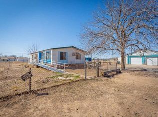 902 Hawthorne Ln, Roswell, NM 88201