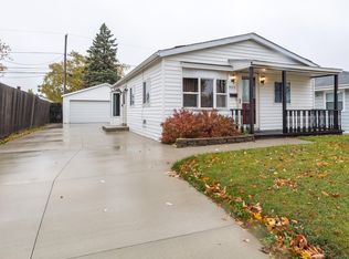 4512 17th St, Racine, WI 53405