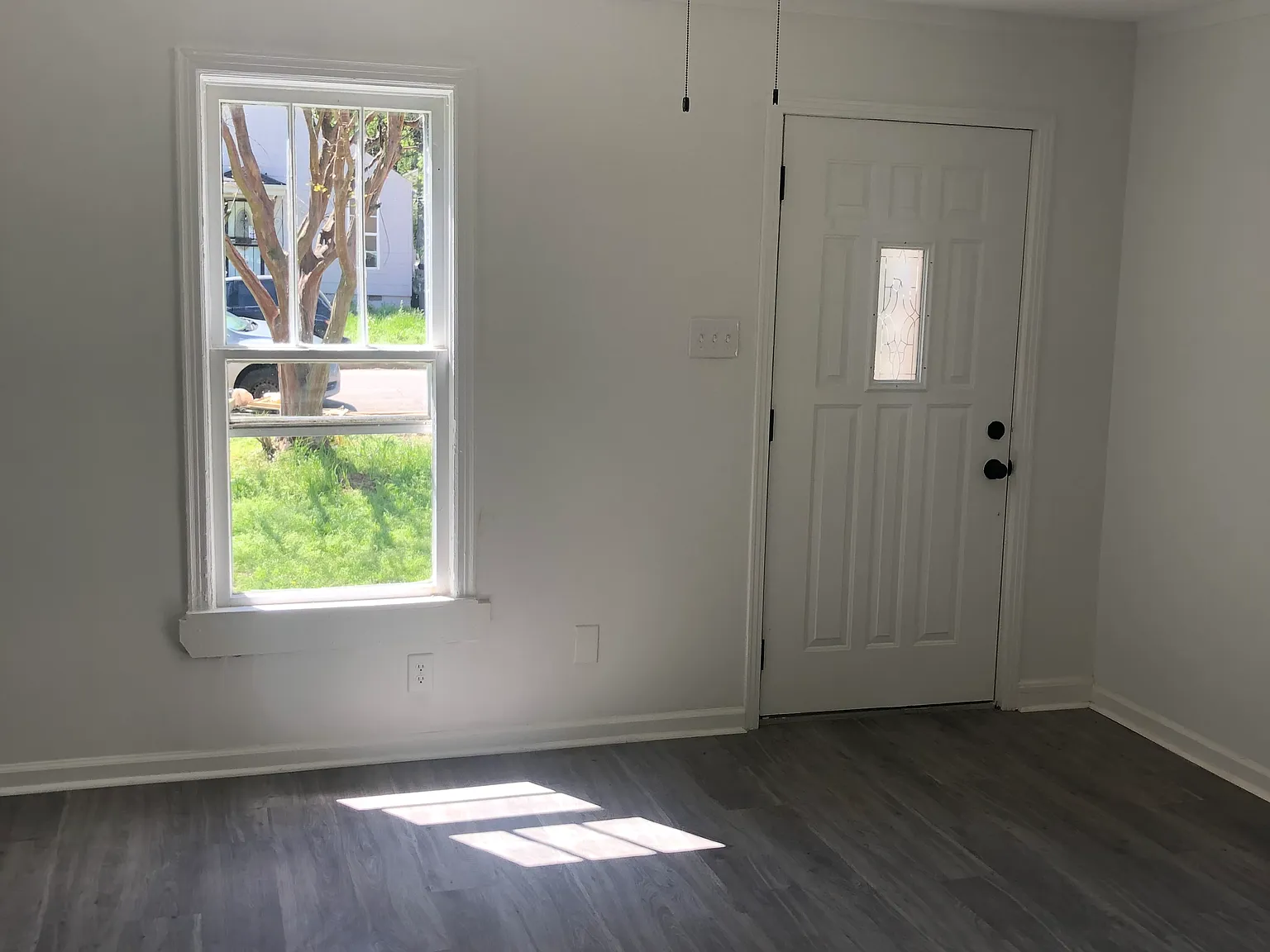 2 bed, 744 sqft, $995 — Photo 3