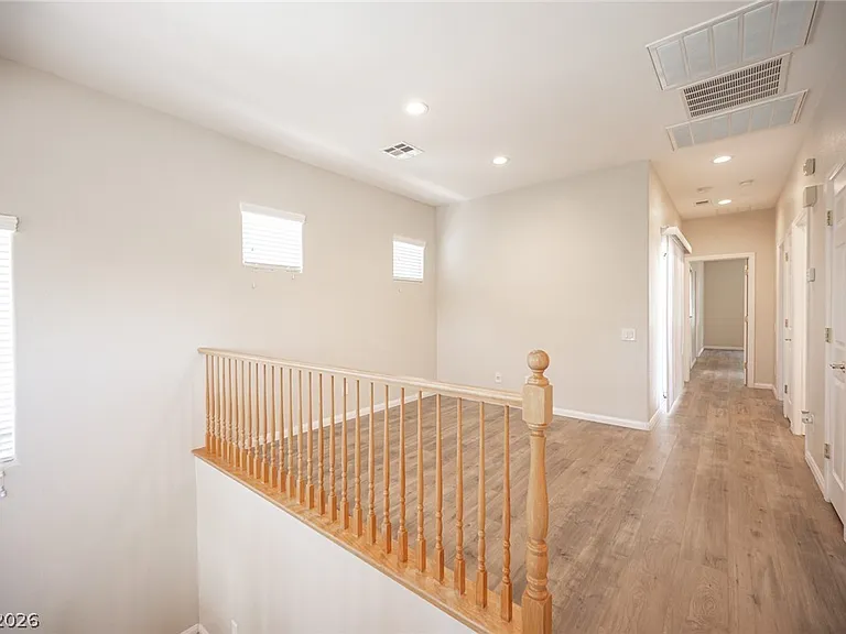 10474 Howling Coyote Ave — Photo 31
