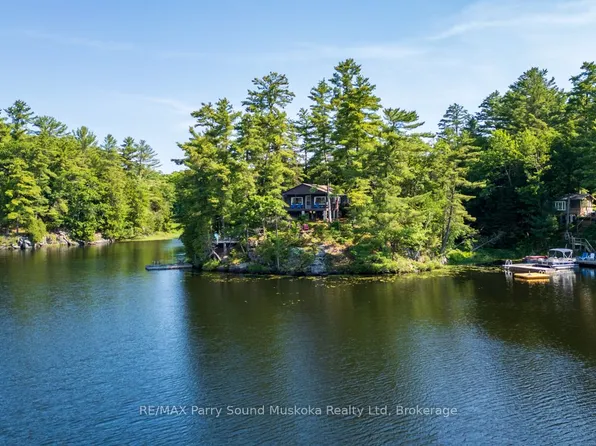 509 Horseshoe Lake Rd, Seguin, ON P2A 2W8
