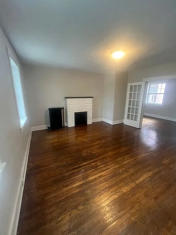 1 bed, 1.0 bath, 800 sqft, $1,150 — Photo 2