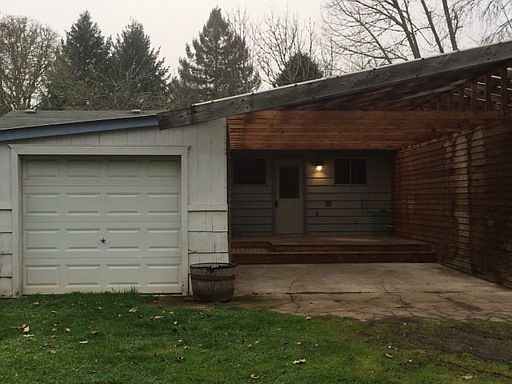 2nd image of 590 NW 227th Ave