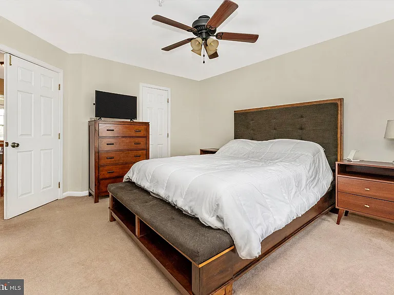 7115 Oberlin Cir — Photo 23