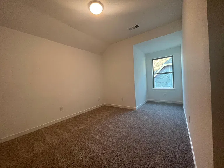 1164 Saddle Ridge Dr — Photo 40
