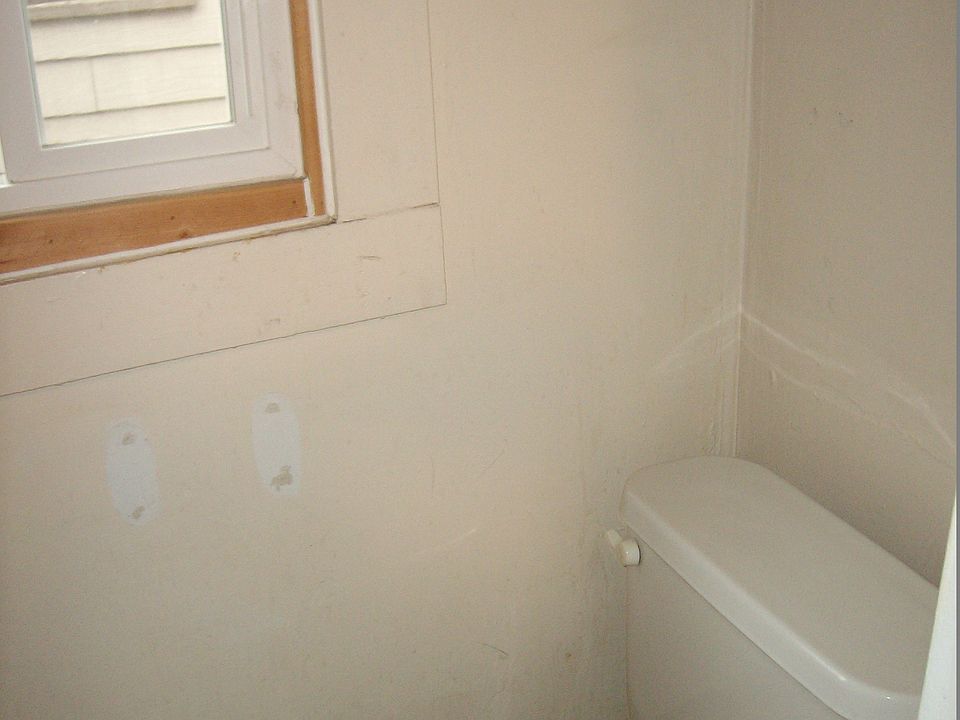 Building Photo 4