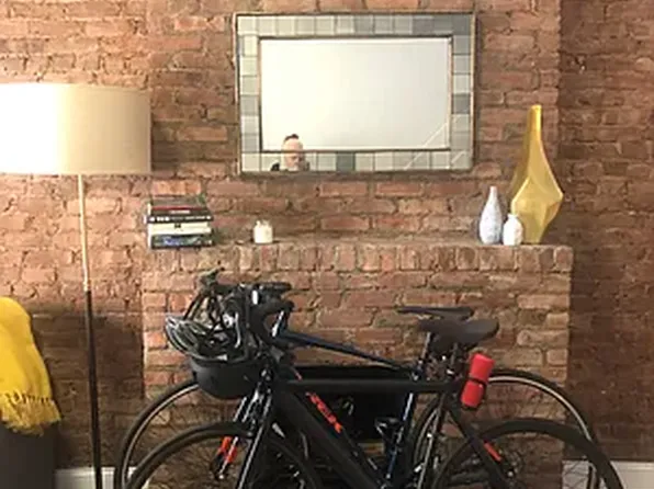 225 West 14th Street image 16 of 17