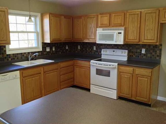 3rd image of 9501 W Rachel Dr