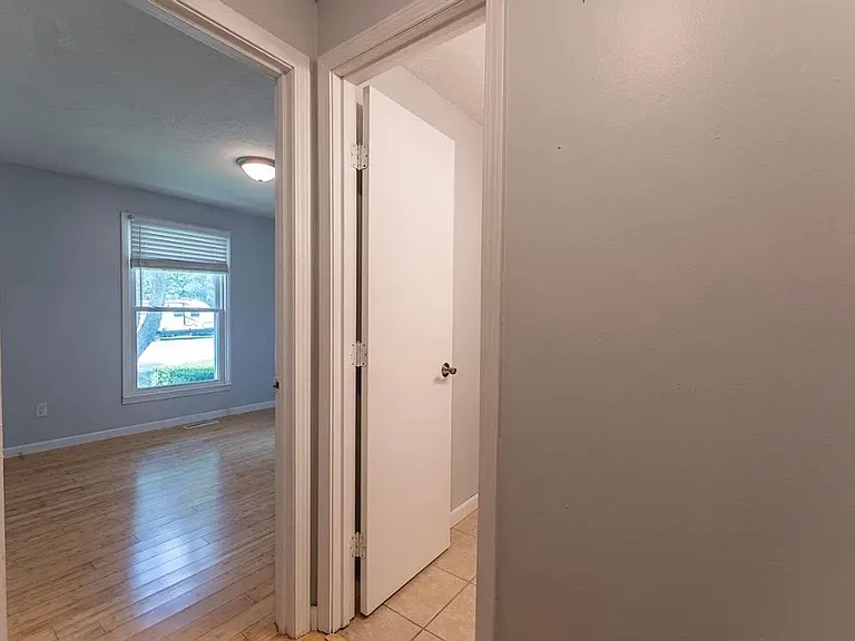 2118 S Suprema Ave — Photo 12