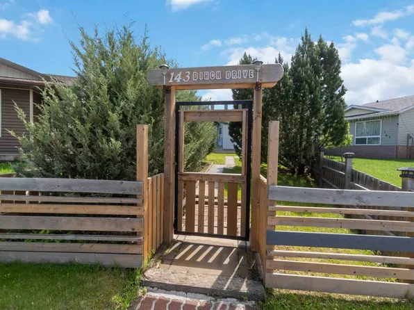 143 Birch Dr, Gibbons, AB T0A 1N1