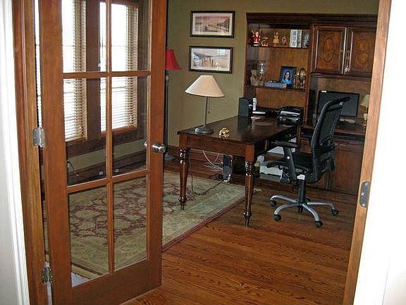 4th image of 3705 W Forest Trail Ct