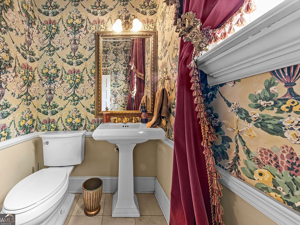 10th image of this home