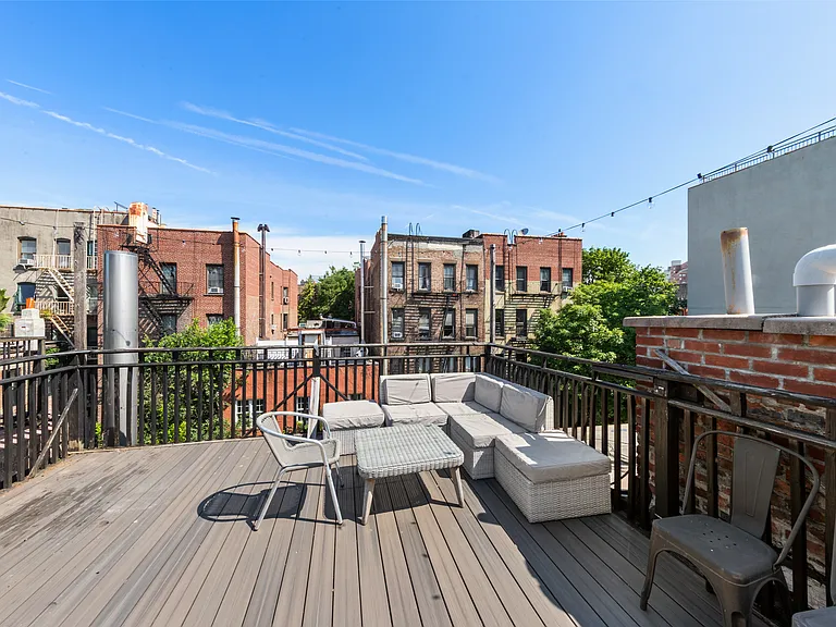 39 Charles St #6 — Photo 9