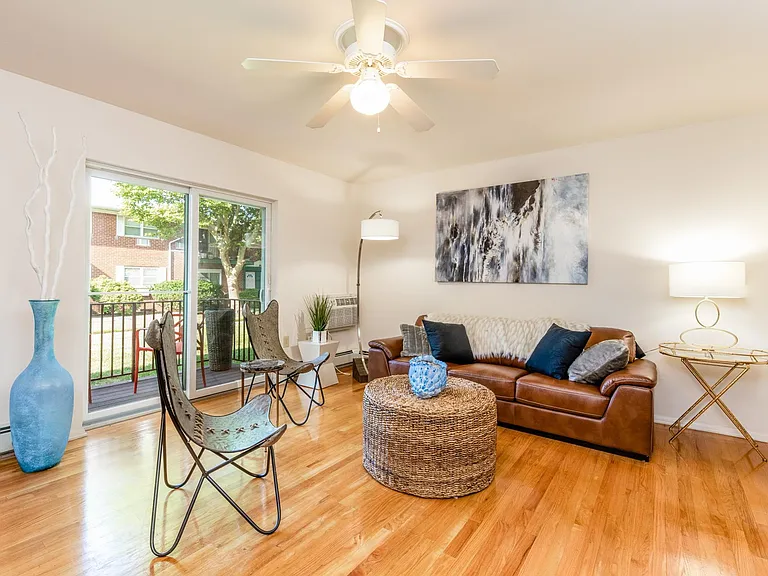 Meadow View Apartments — Photo 7