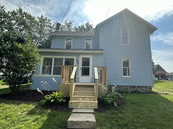 306 Grand St, Springport, MI 49284
