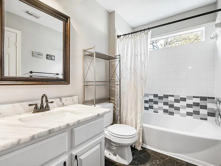 11 Winrock Pl — Photo 9
