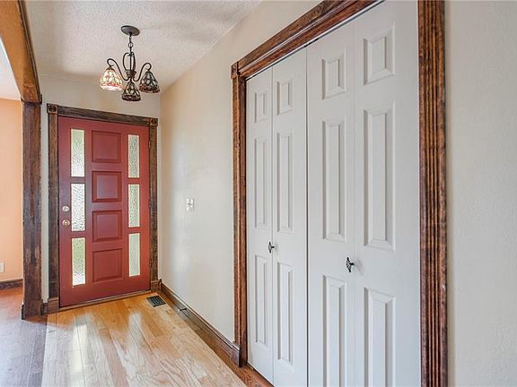 4th image of 2109 Bonnycastle Ln