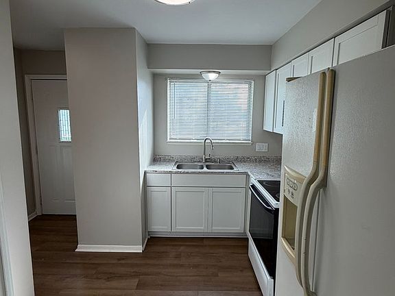 2nd image of 5702 Orchard Ct