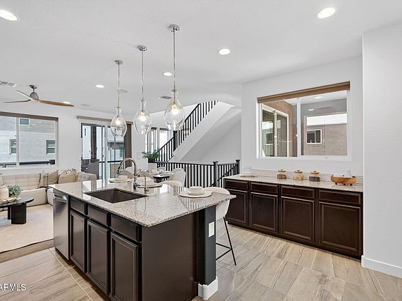 4th image of 7039 W CORONA Drive