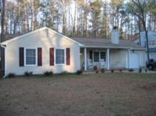 4469 Old Squaw Ln, Gloucester, VA 23061