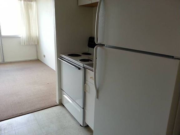 Range and Refrigerator