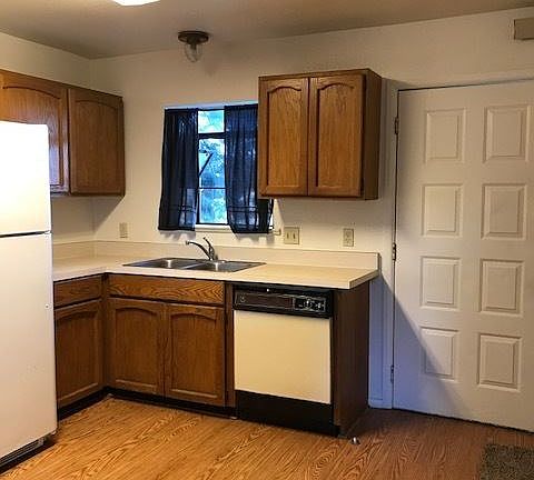 3rd image of 7665 E Spouse Dr